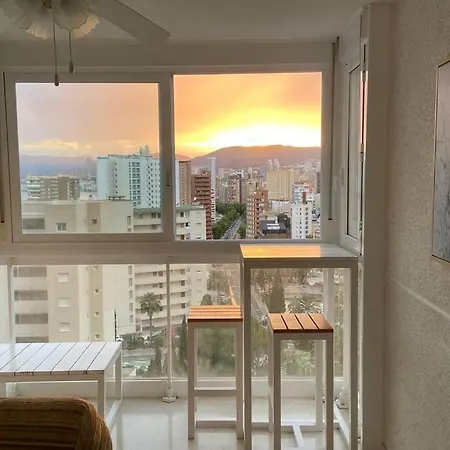 Ideal 2 * Benidorm